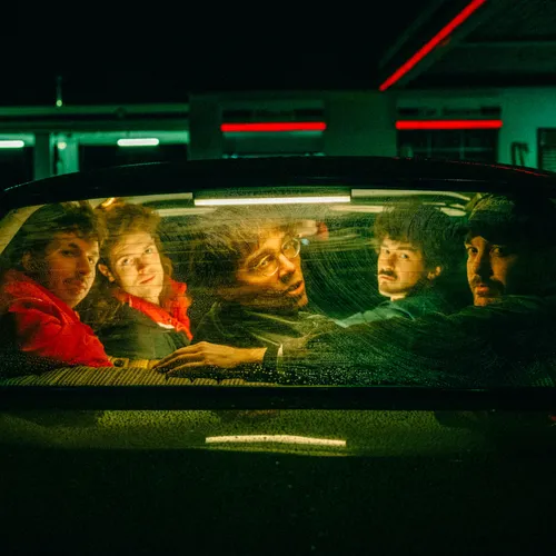 Von Wegen Lisbeth im Auto